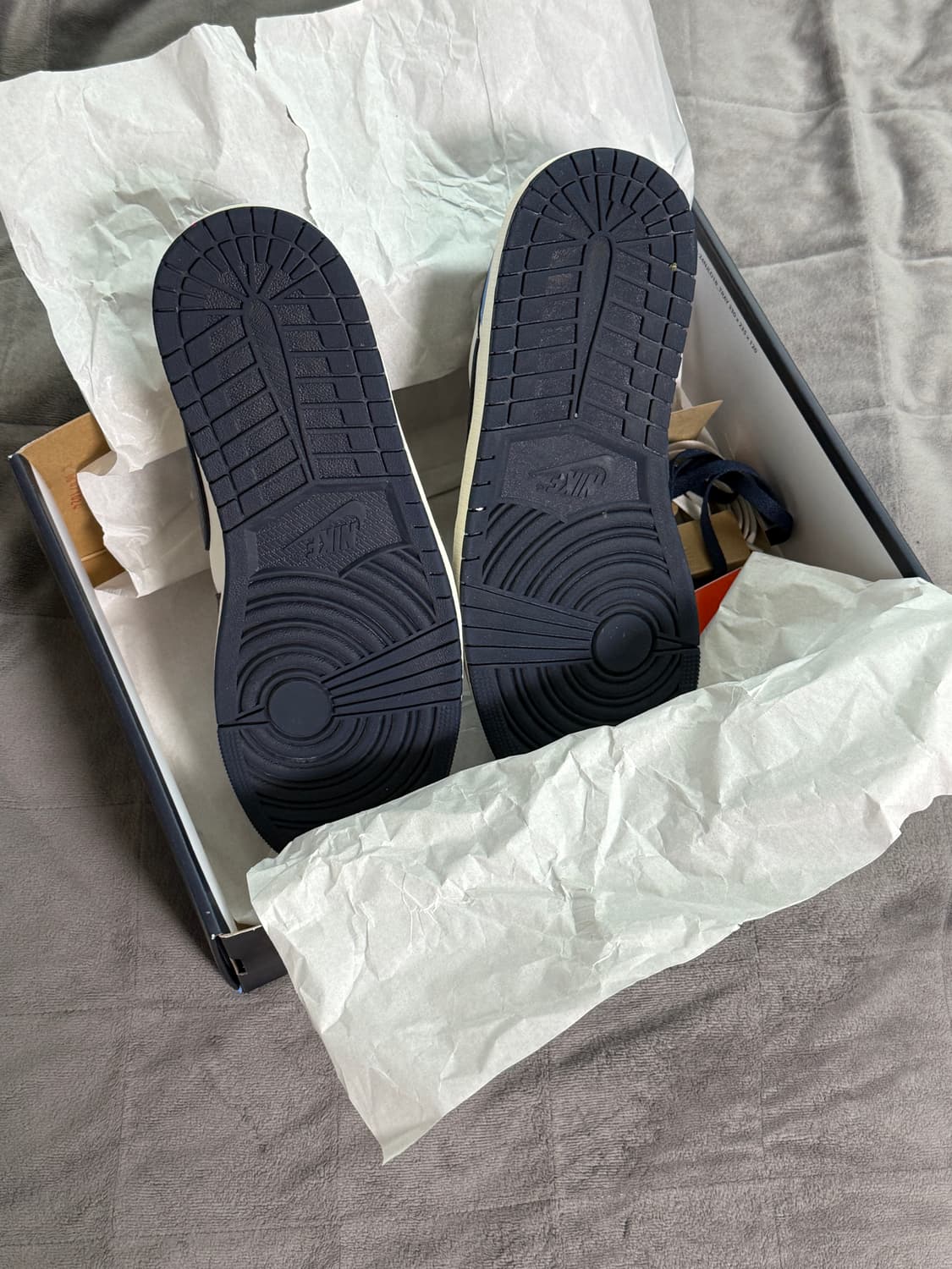 나이키 에어조던1 로우 OG 옵시디언 상품이미지4