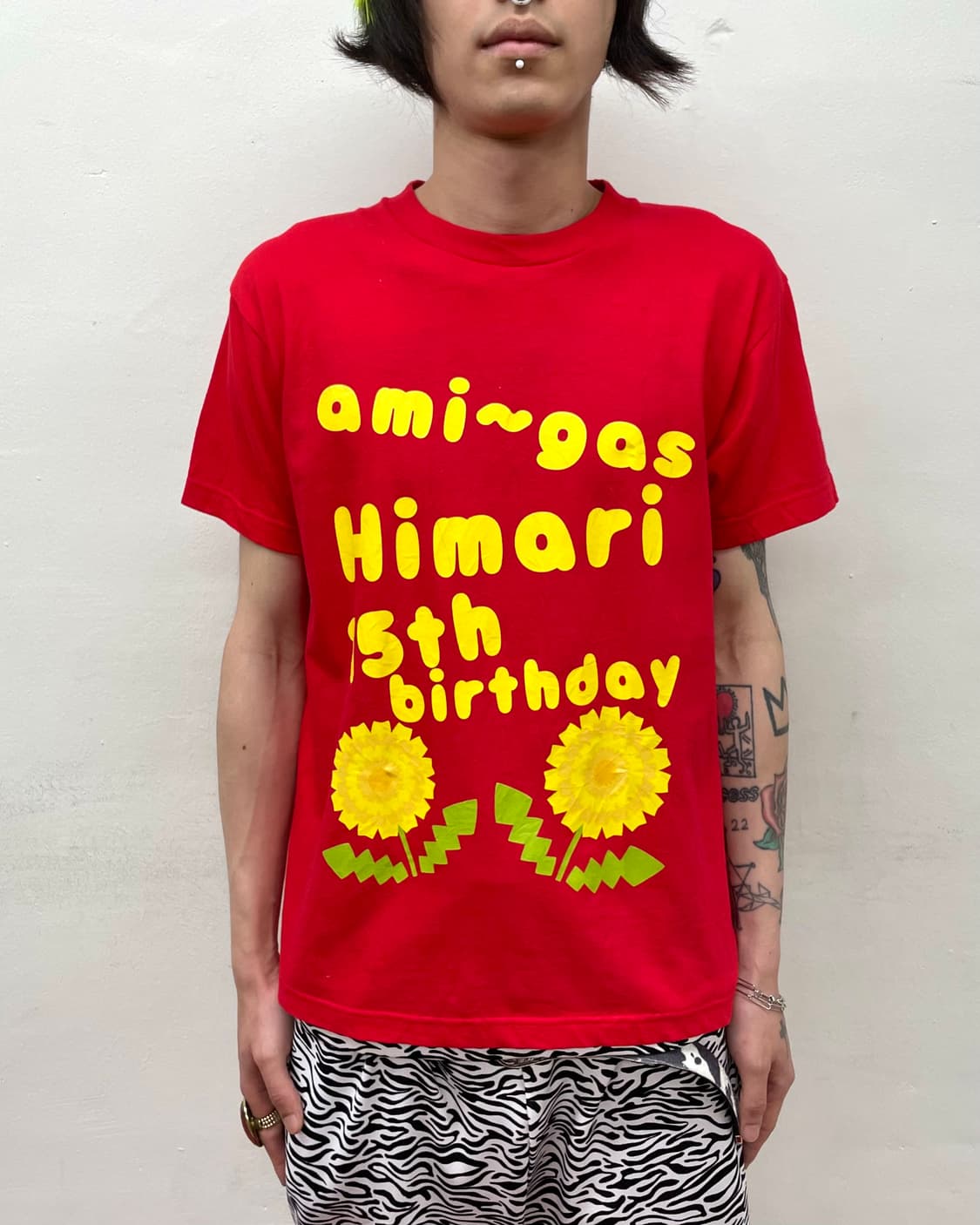 Happy Birthday Dandelion Red T-shirt  상품이미지1