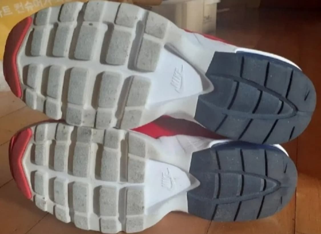 나이키 우먼스 에어맥스95 울트라 레드 245 상품이미지7