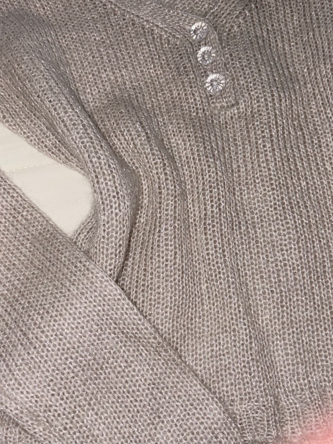 모리걸 브이넥 단추 니트 글리터 베이지 상품이미지2