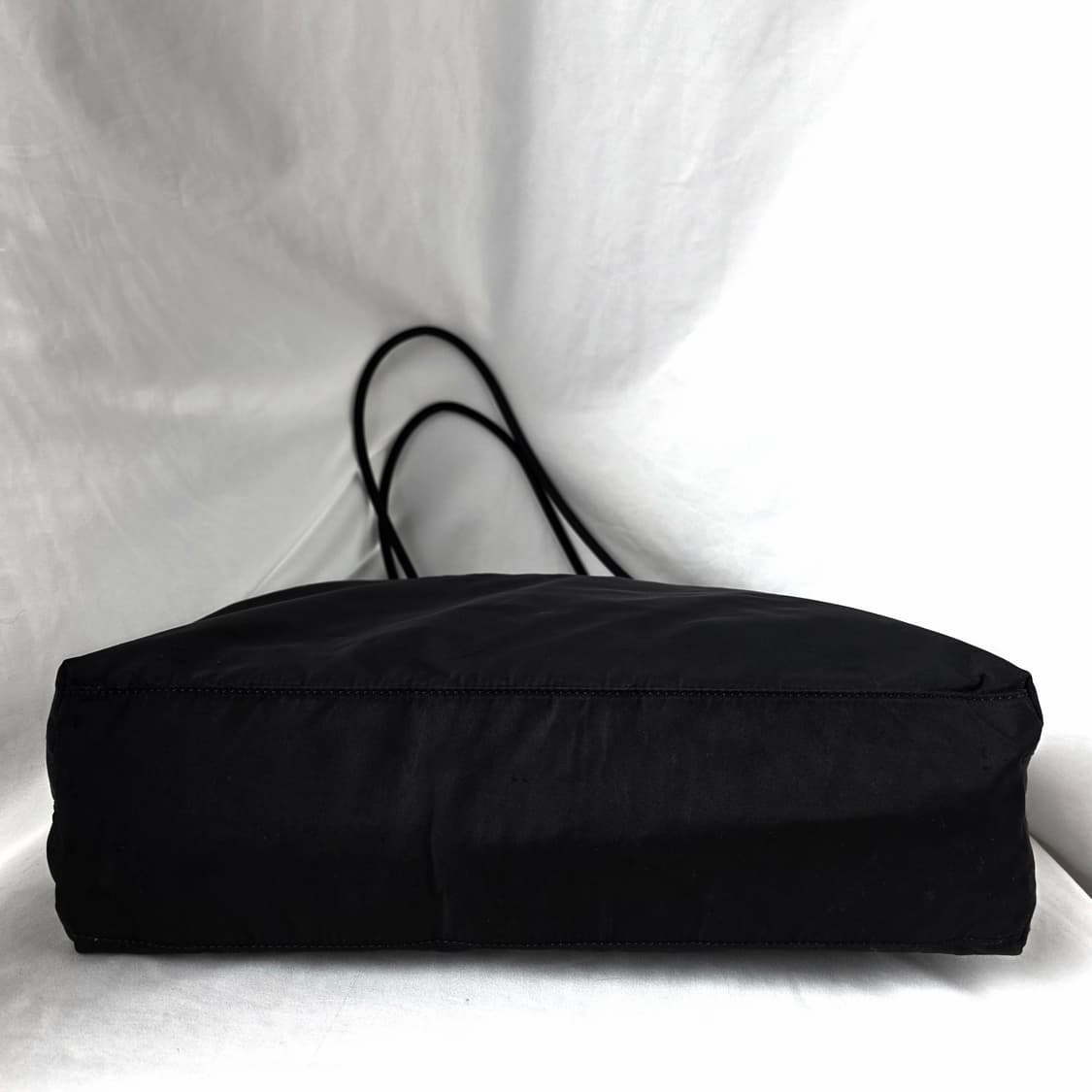 [정품 PRADA] 프라다 포코노 나일론 쇼퍼백 숄더백 라지 상품이미지7