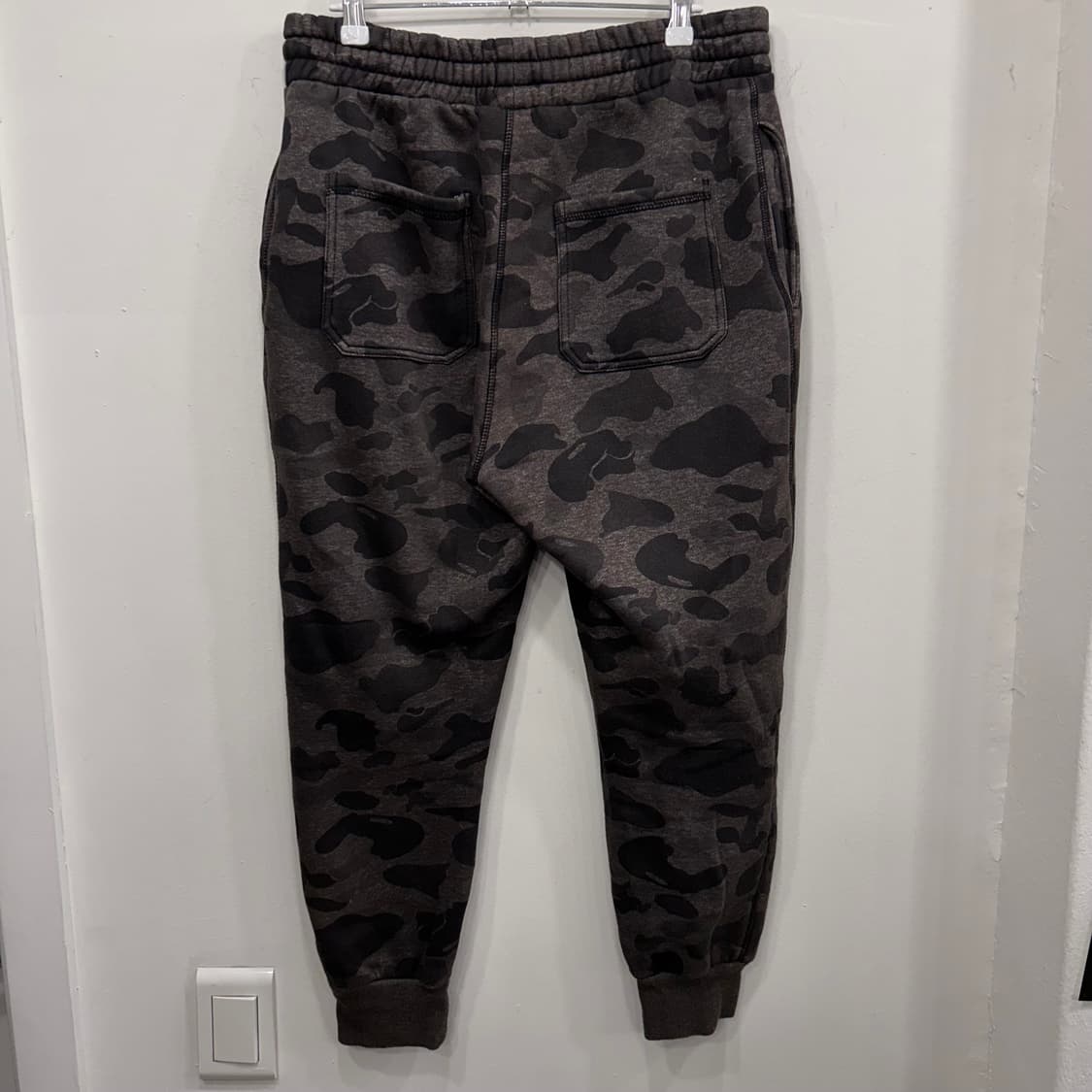 필립플레인 메탈와펜 카모플라쥬 헤비코튼 조거팬츠 상품이미지5