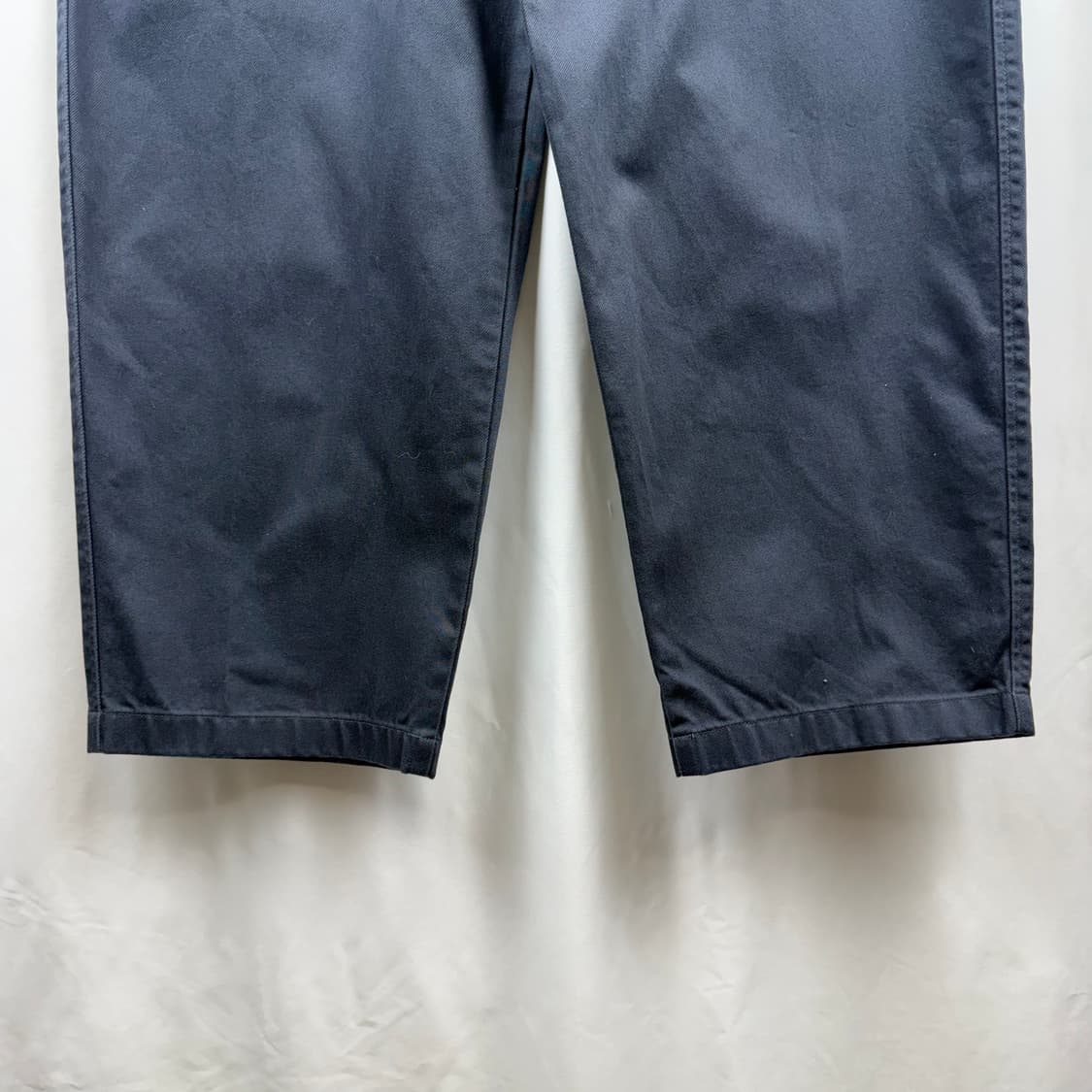 (91) 유니클로 와이드핏 치노팬츠 상품이미지3