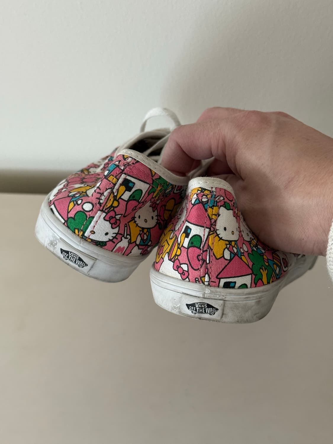 Vans x kitty (240 size) 상품이미지4