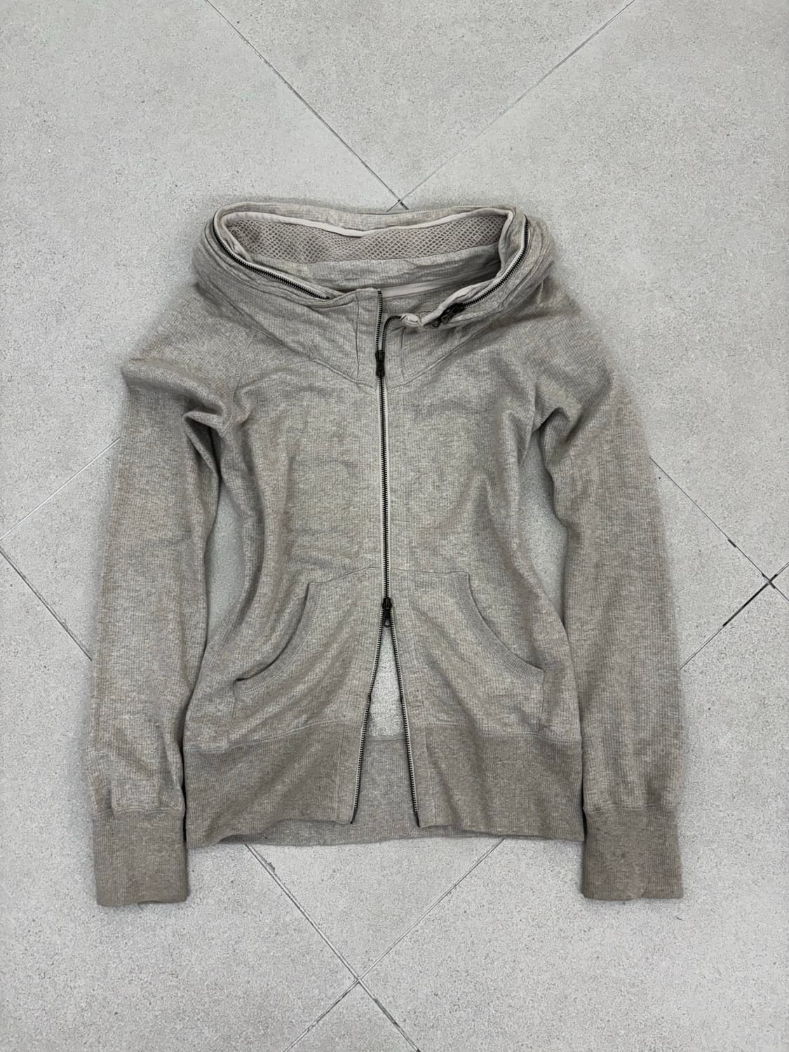 고아 베이지 집업 상품이미지1