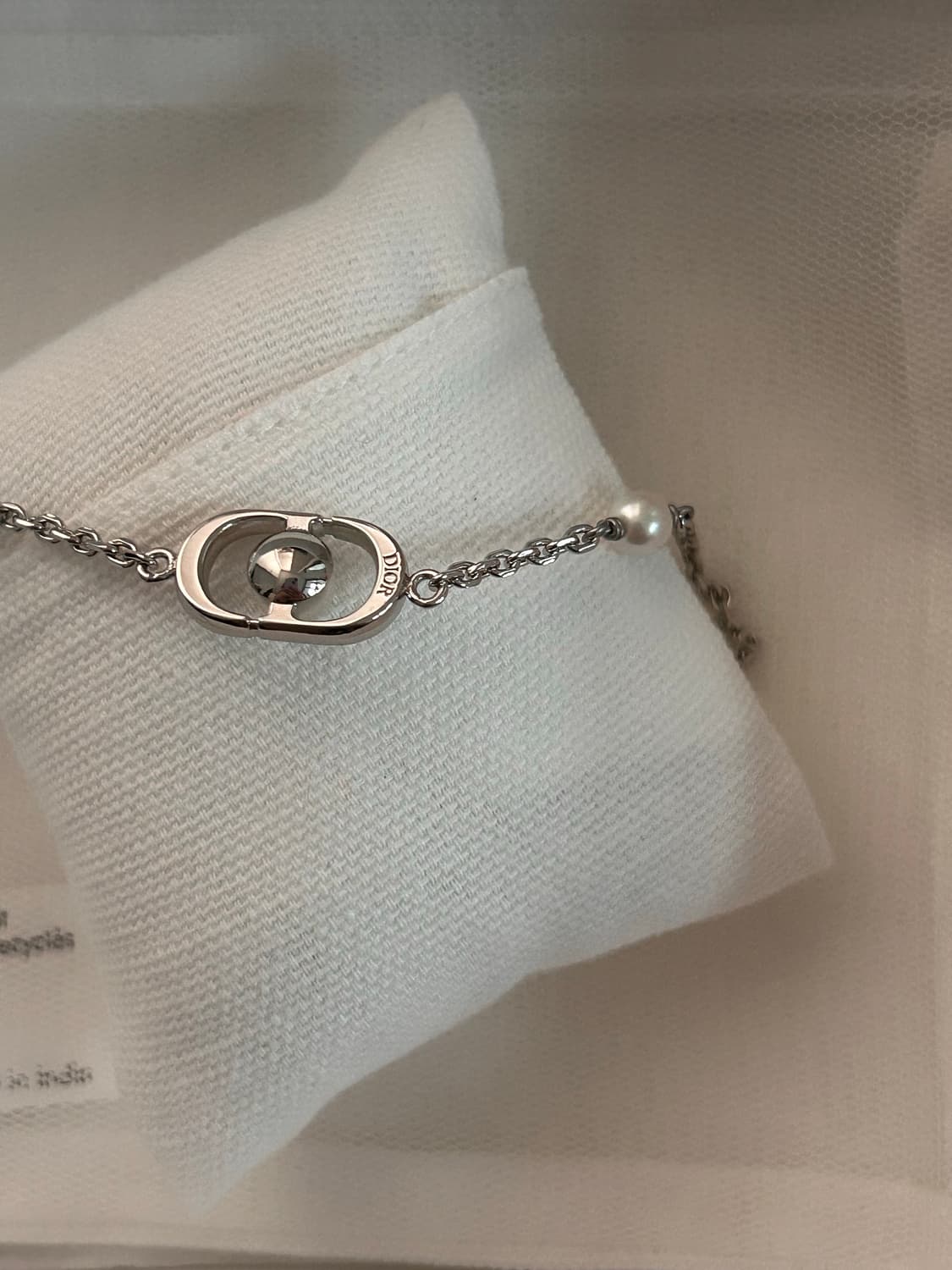 디올 팔찌 (실착 2회) 상품이미지2