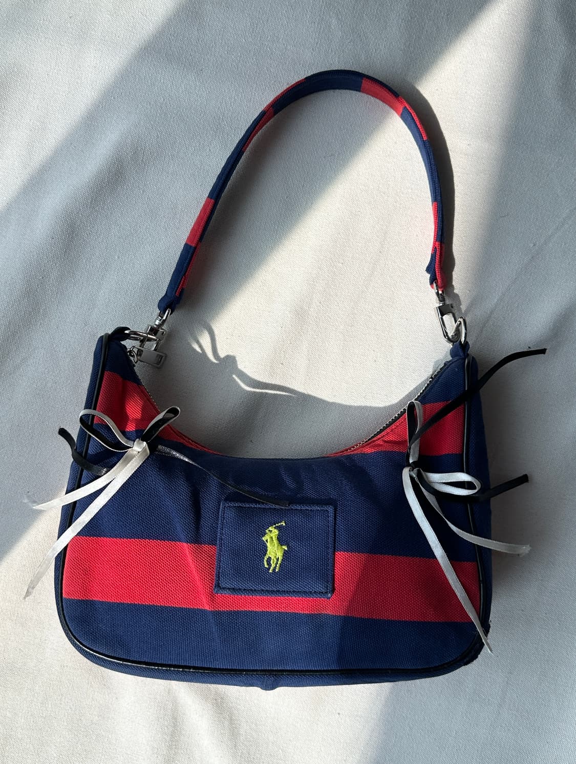 폴로 랄프로렌 업사이클링 스트라이프 숄더백 상품이미지1