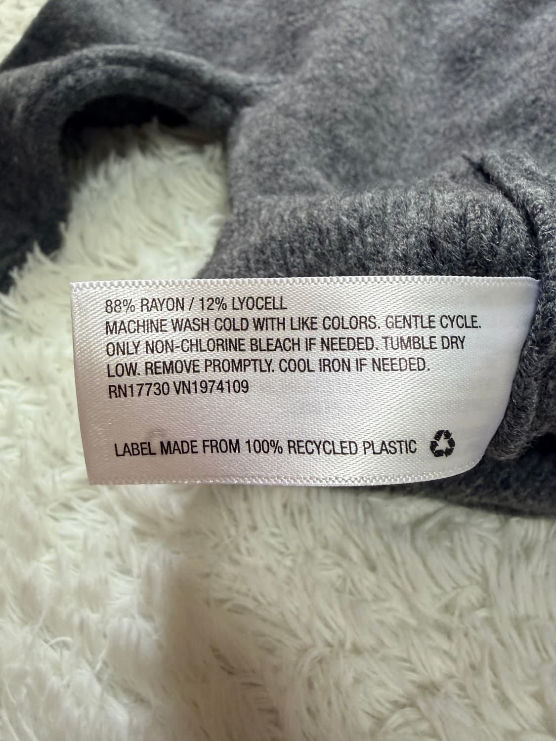 꼼데가르송 플레이 하트 버튼 크롭 가디건 상품이미지6