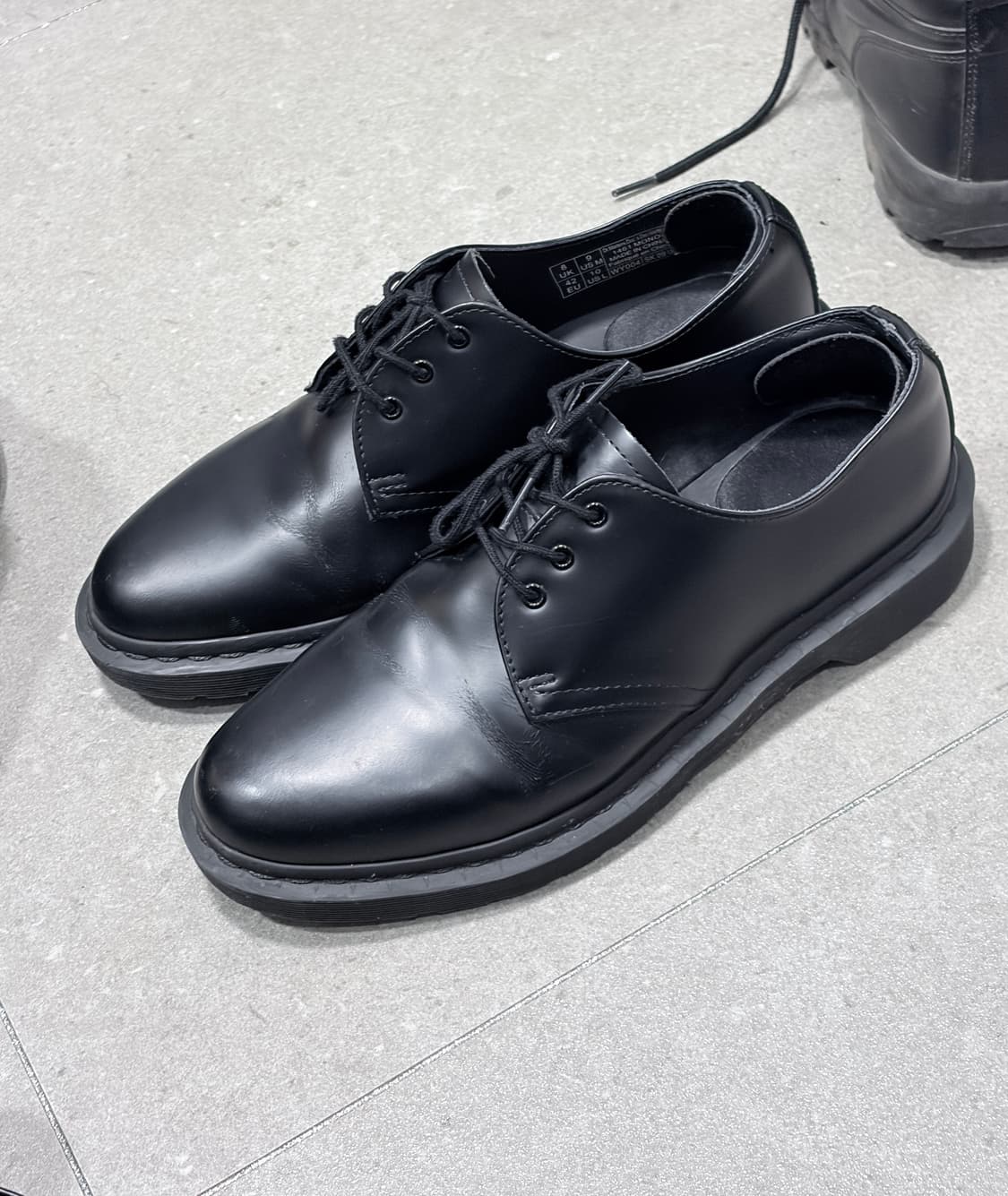 닥터마틴 1461 모노 270(uk8) - 예약 중 상품이미지2