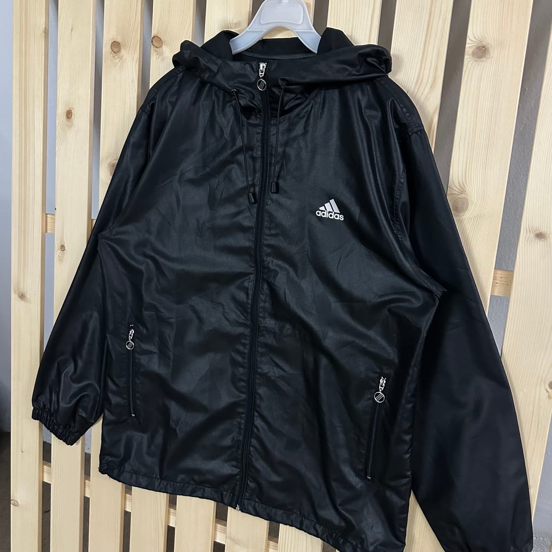 (M) 아디다스 유광 블랙 바람막이 자켓 상품이미지2