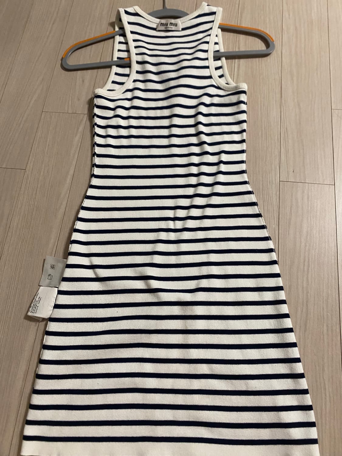 정품) 미우미우 스트라이프 나시 원피스 36 상품이미지6