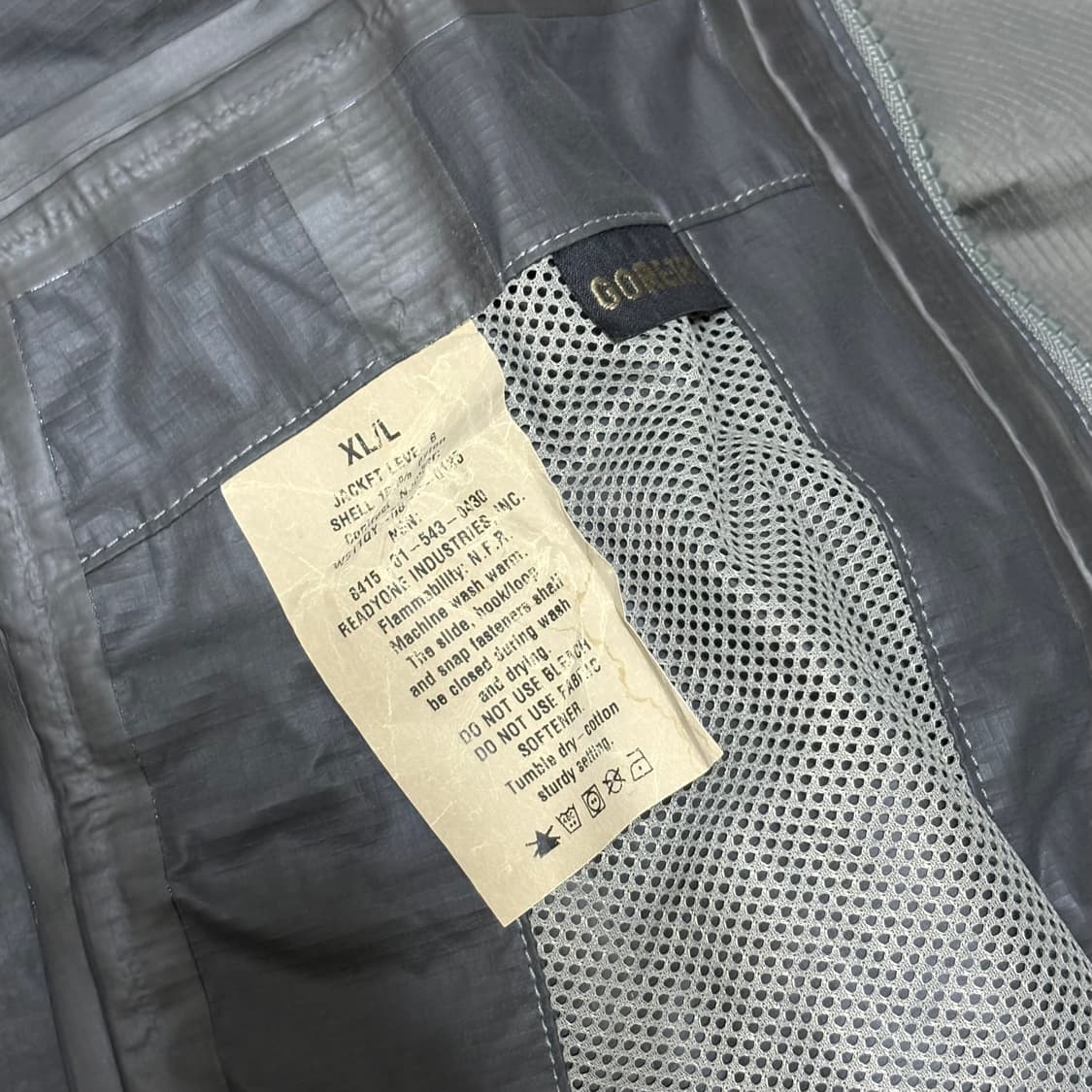 Patagonia MARS Level 6 PCU Jacket 상품이미지5