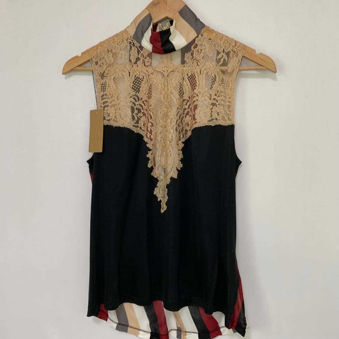 지방시 레이스 실크 모크넥 슬리브리스 민소매 나시 블라우스 상품이미지3