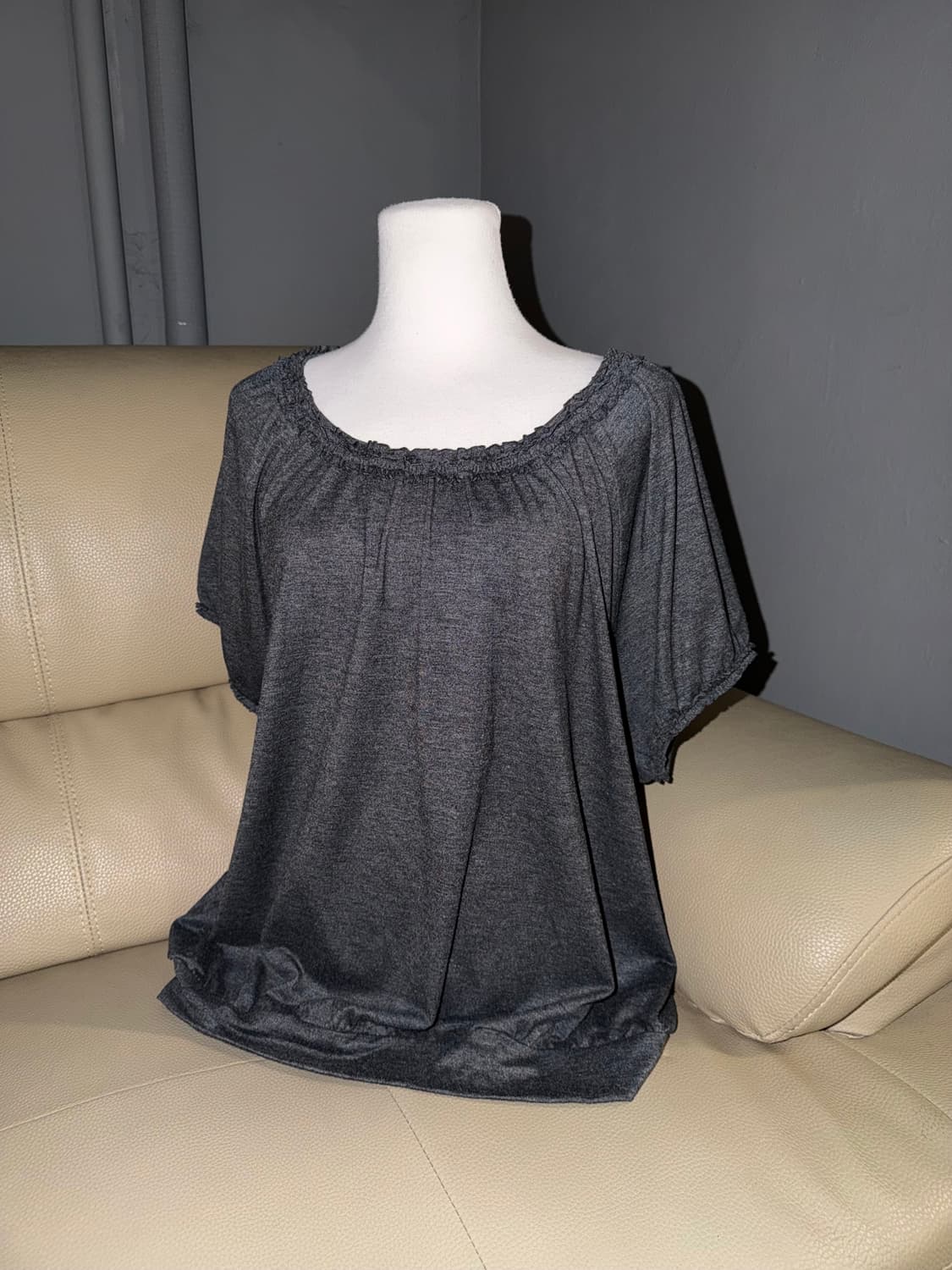 off-shoulder frill detail top 상품이미지1