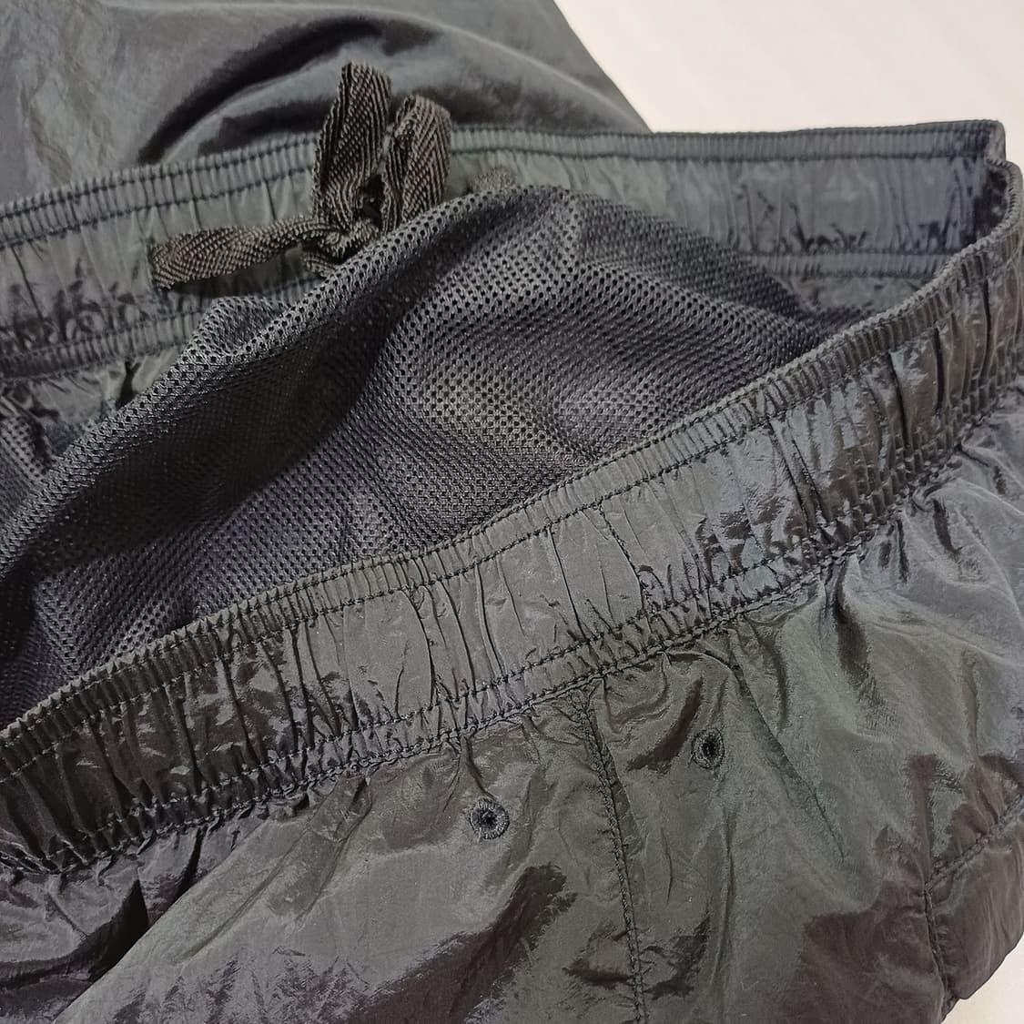 정품 스톤아일랜드 경량 메탈 스윔 팬츠 쇼츠 반바지 M 블랙 사랑봉봉 상품이미지7