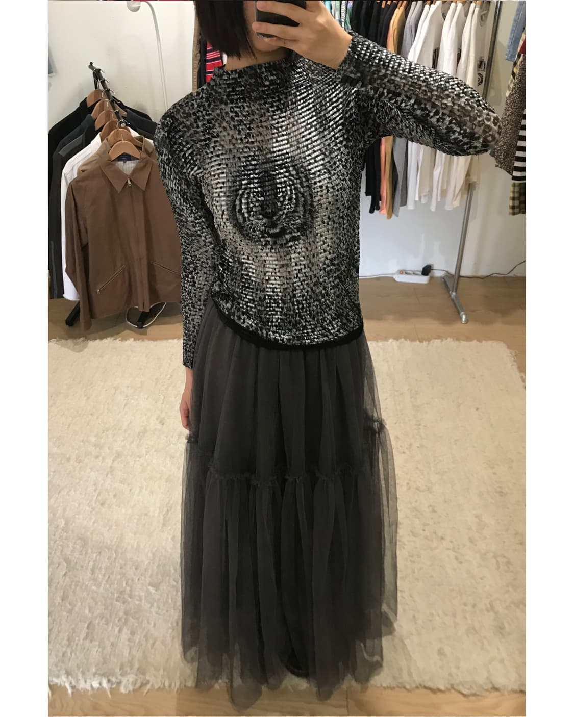 Vintage tiger pleats top 상품이미지1