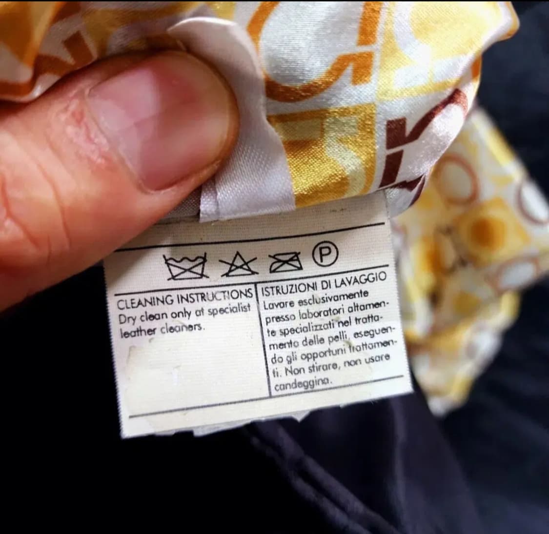 페라가모 패딩 자켓 40 상품이미지8