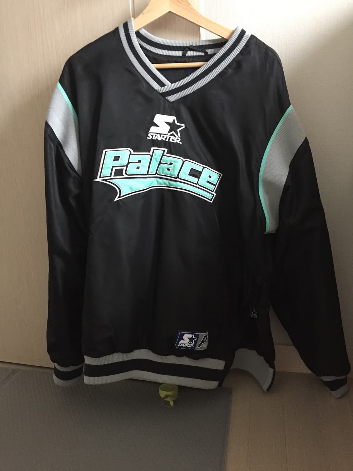 팔라스 스타터 웜업 풀오버 블랙  상품이미지2
