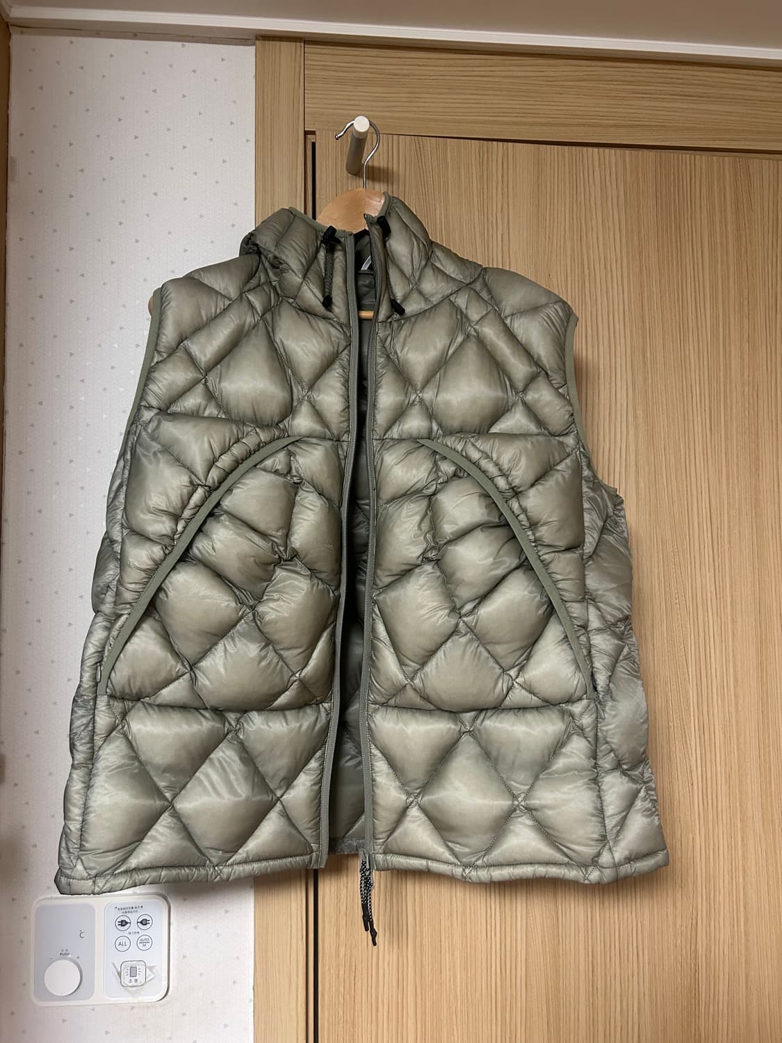 로아 패딩 베스트 XL 23FW 상품이미지2