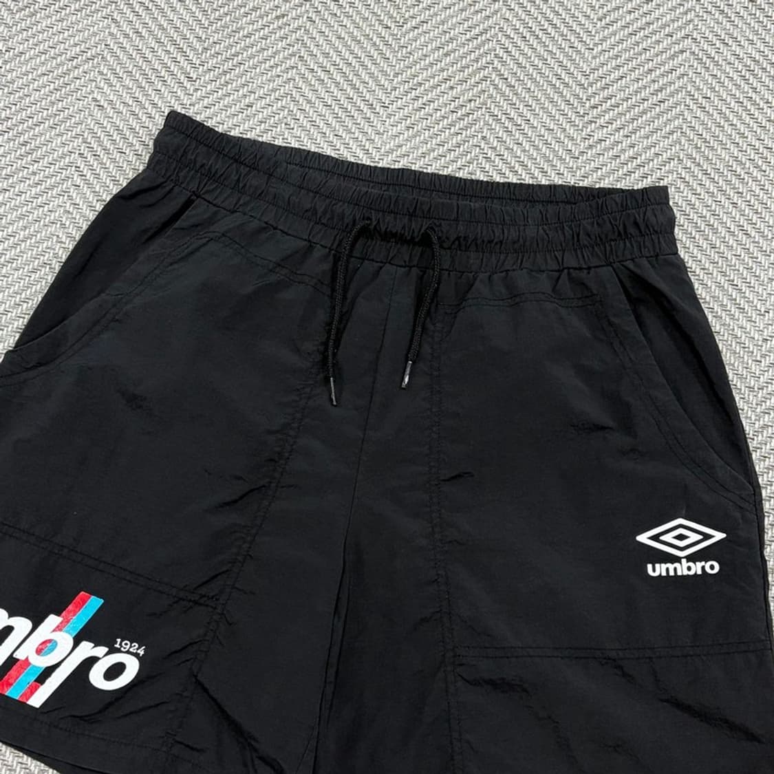 엄브로 트레이닝 쇼츠 v3271 상품이미지3