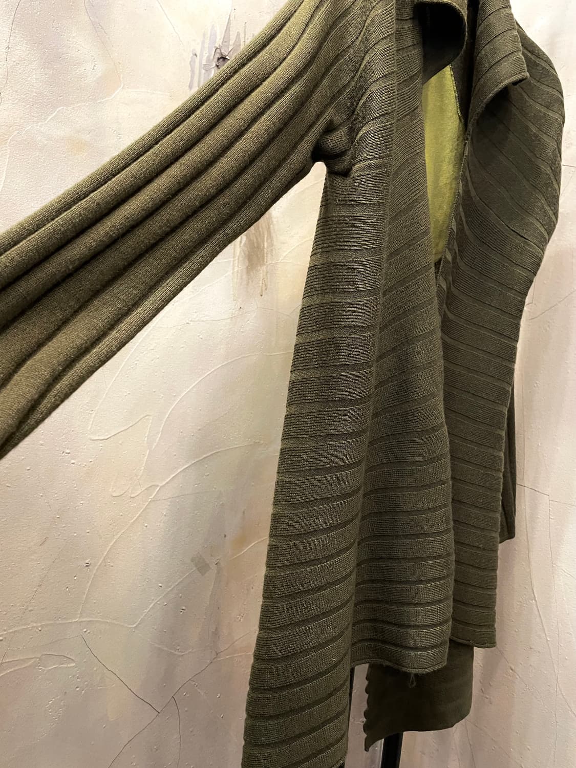 모스키노 언발란스 울 가디건 상품이미지5