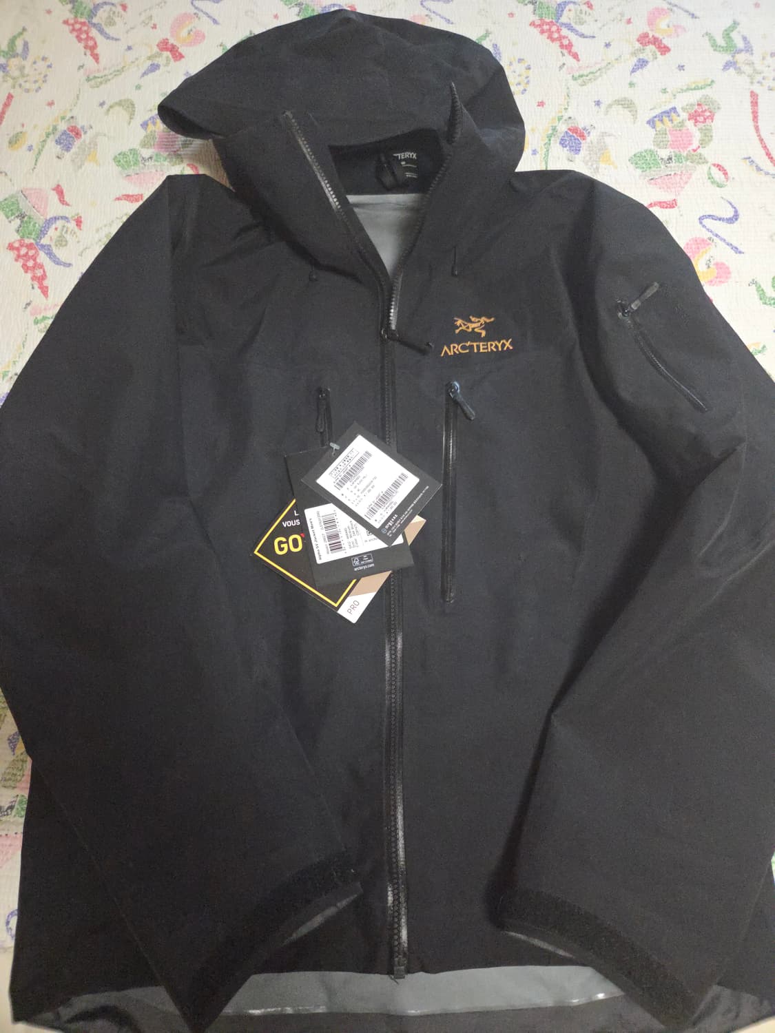 아크테릭스 알파sv 24k불랙 m사이즈 상품이미지1