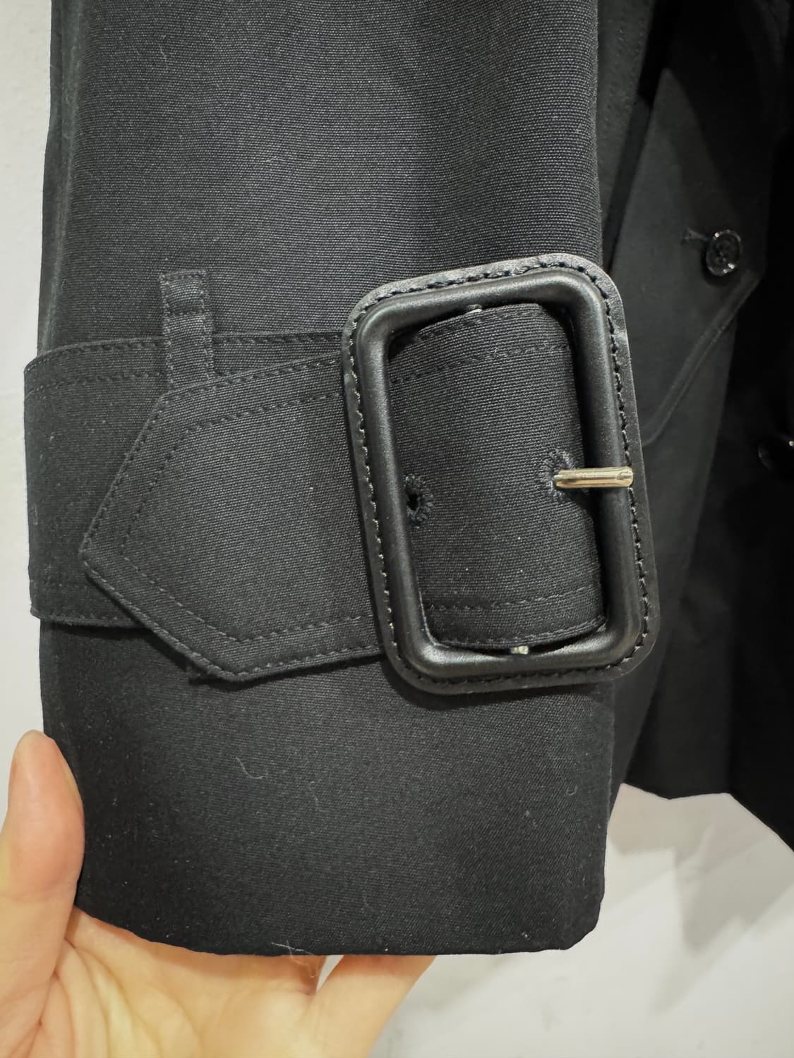 버버리 블랙 트렌치코트 40 정품 상품이미지4