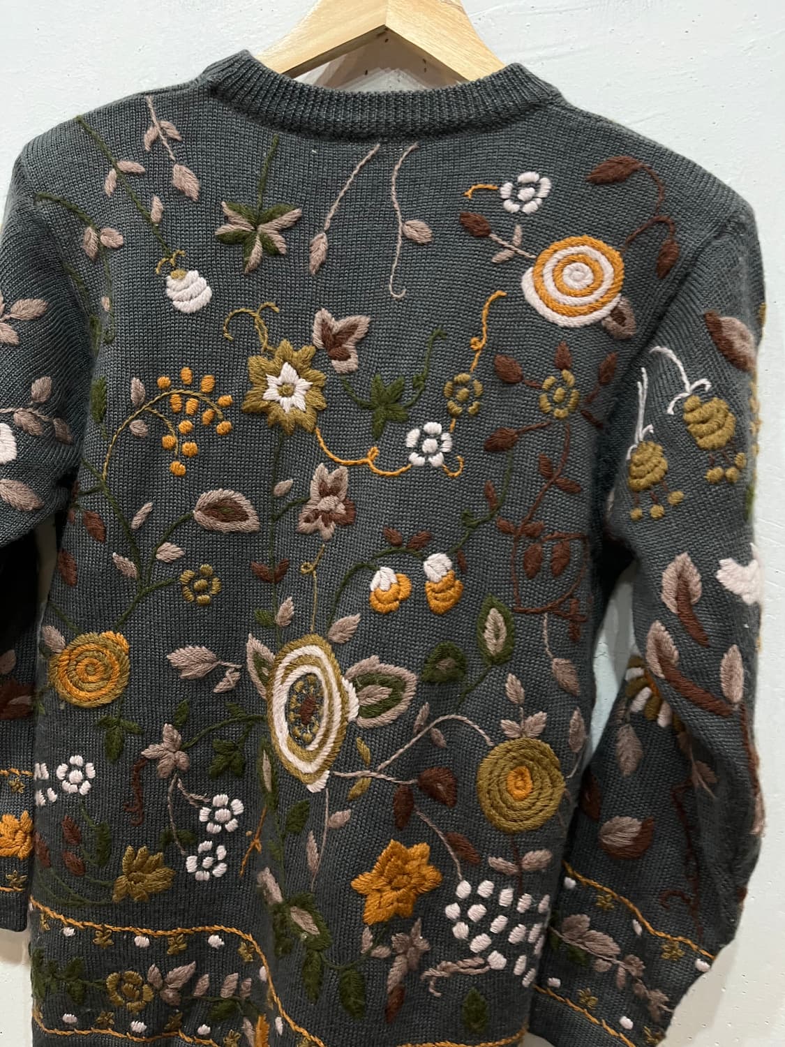 일본빈티지 아플리케 자수 퓨어울 니트 우먼즈  상품이미지5