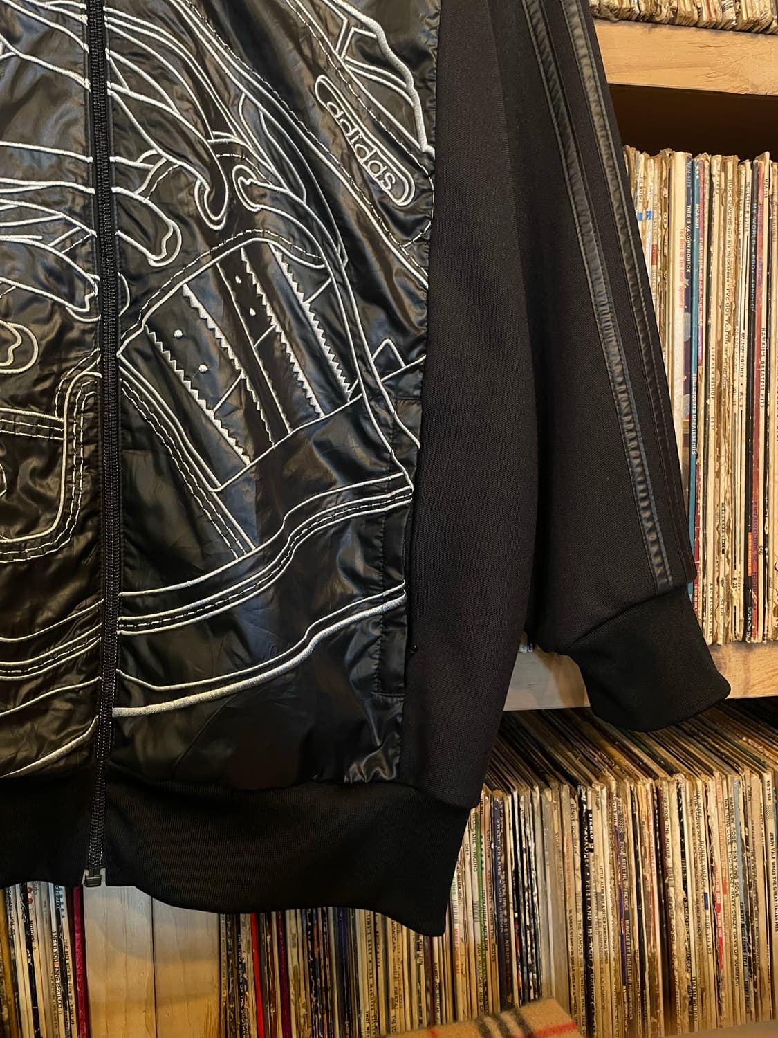 아디다스 슈퍼스타 슈즈자수 후드집업 상품이미지4