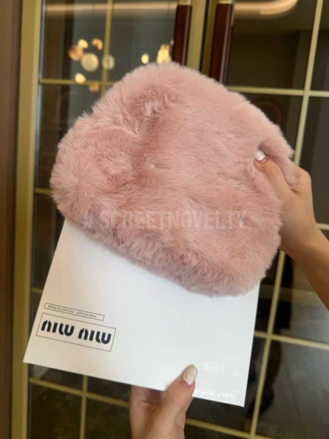 미우미우 뷰티 퍼 파우치백 가방 핑크 크로스백 숄더백 상품이미지7