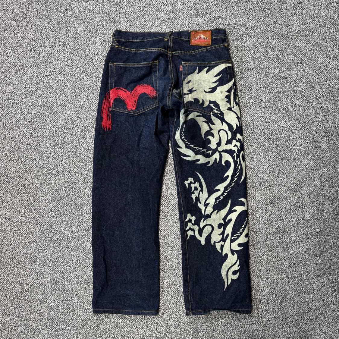 에비수 스페셜 2006 드래곤 프린팅 데님 팬츠 (32) 상품이미지1