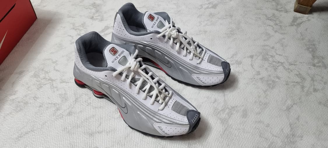 나이키 샥스 r4 메탈릭 실버 코멧 레드 280 상품이미지2