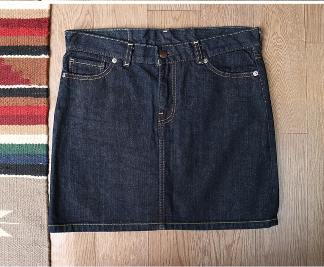 일본판  A BATHING APE 베이프 진청 데님 스커트

최상 컨디션 상품이미지2