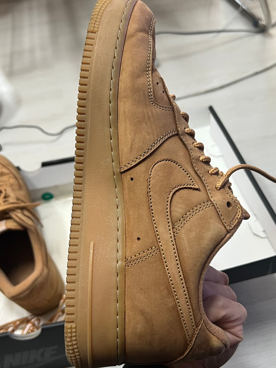 나이키 슈프림 에어포스 된장 280 판매합니다 상품이미지7