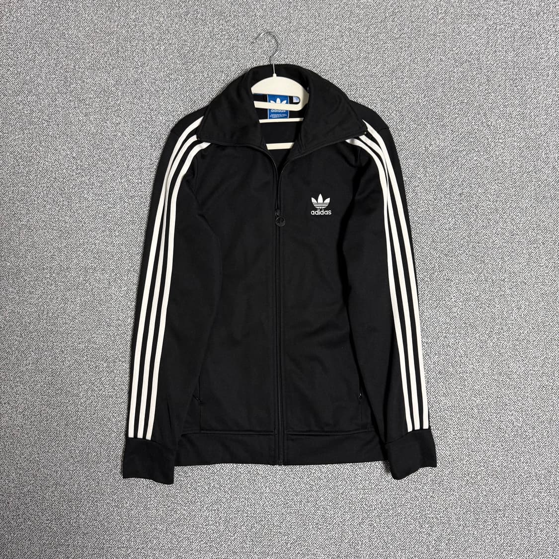 아디다스 유로파 져지 블랙 95 트랙탑 상품이미지1