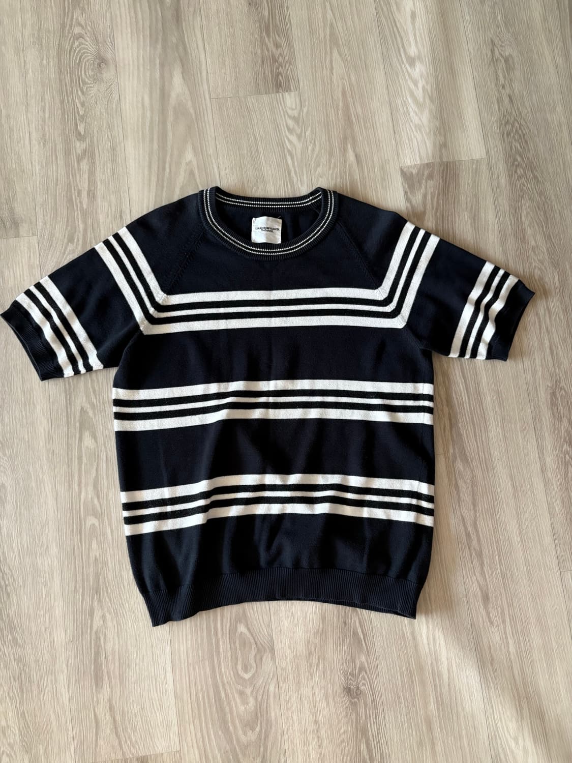 솔로이스트 18ss 니트반팔 46 상품이미지1