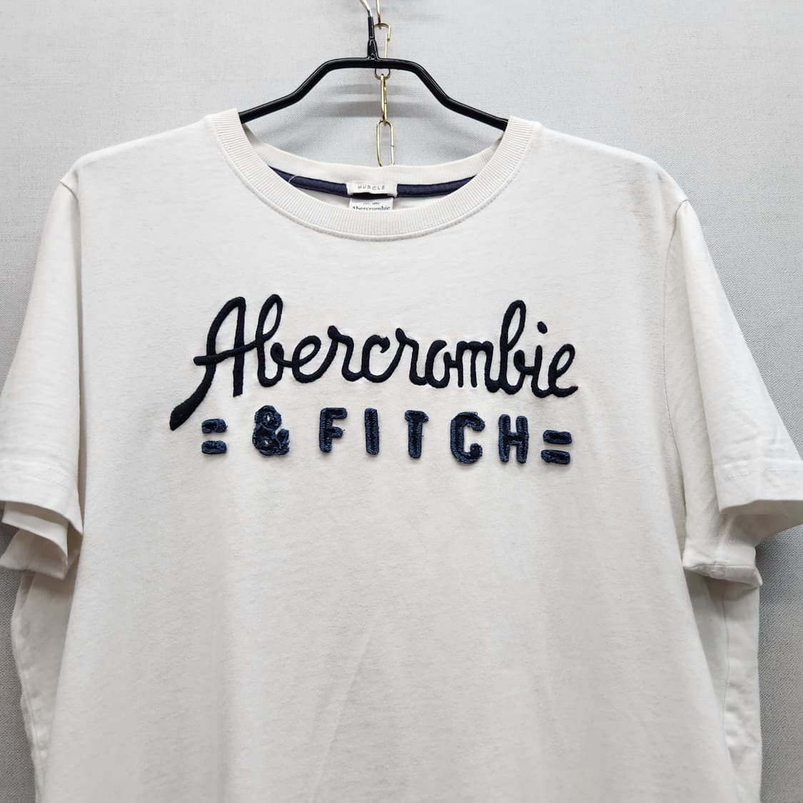아베크롬비 Y2K 로고 반팔티 L(M~L) 남여공용 상품이미지2