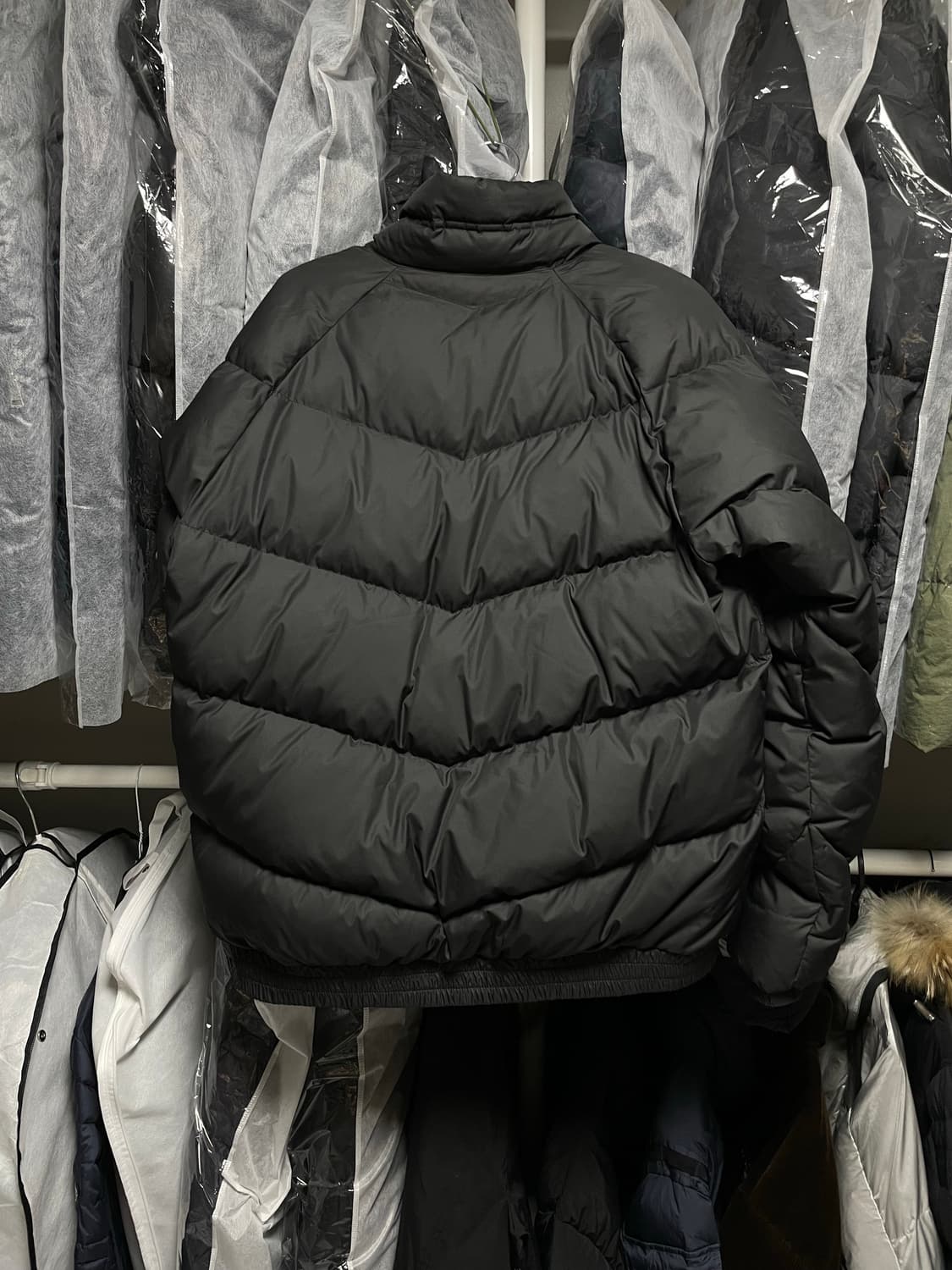 [M사이즈] 베이프 원 포인트 푸퍼 패딩 자켓 상품이미지5