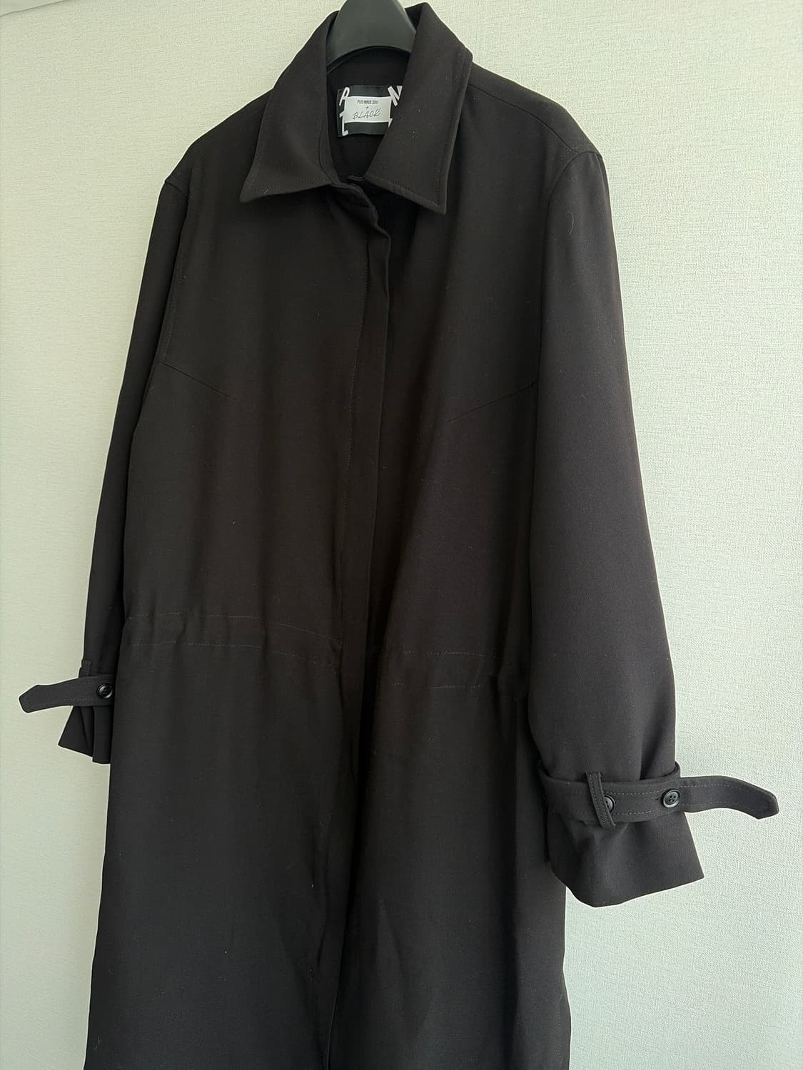 플러스 마이너스 제로 블랙 코트 상품이미지3