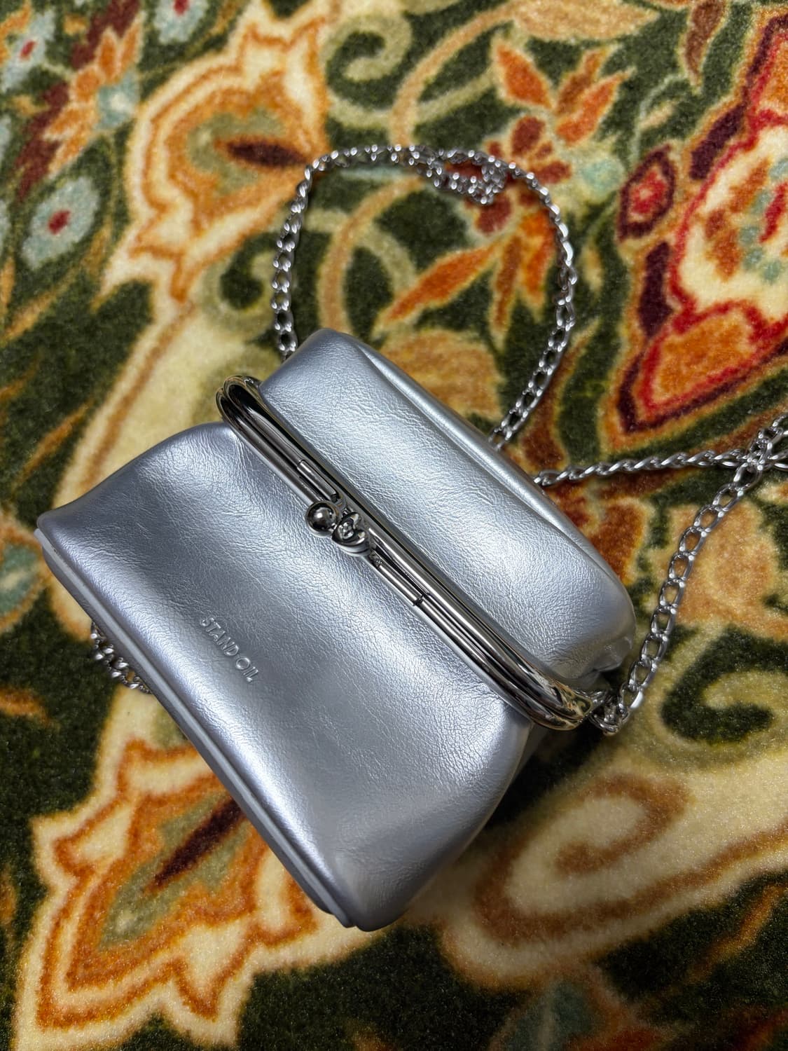 스탠드오일 실버 히포백 미니크로스백 상품이미지1