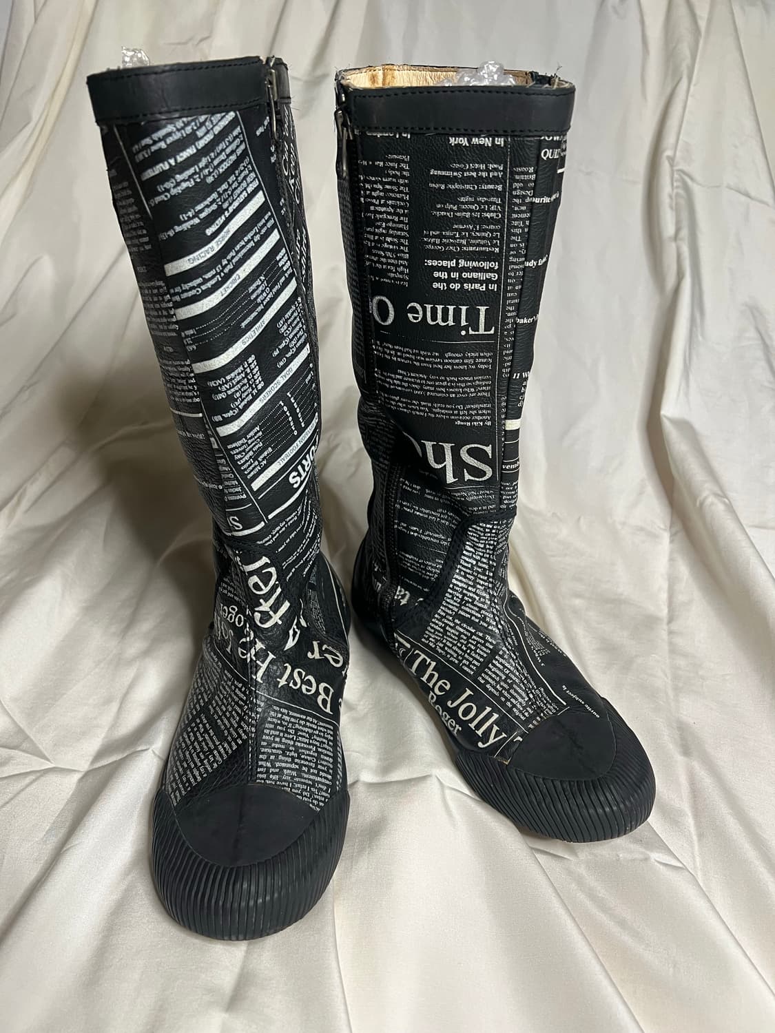 희귀** 00s JohnGalliano newspaper boots 상품이미지3