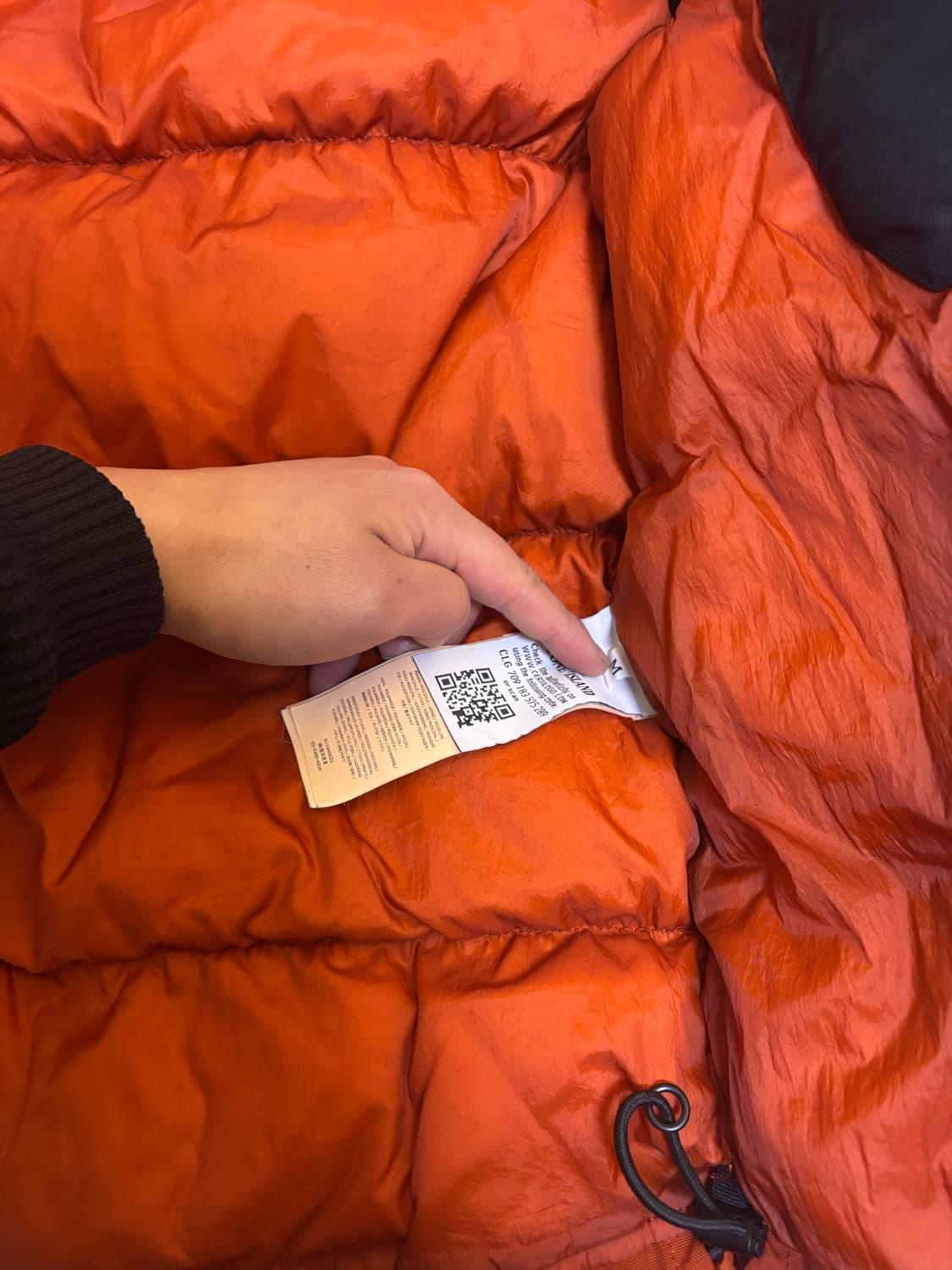 스톤아일랜드 크링클랩스 다운 자켓팝니다 상품이미지2