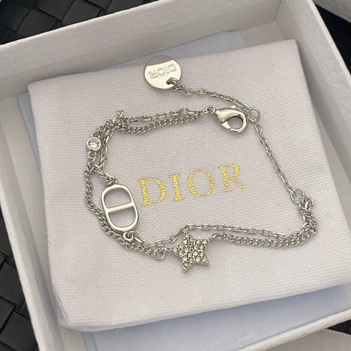 블링블링 디올 브레이슬릿 실버 컬러 상품이미지1