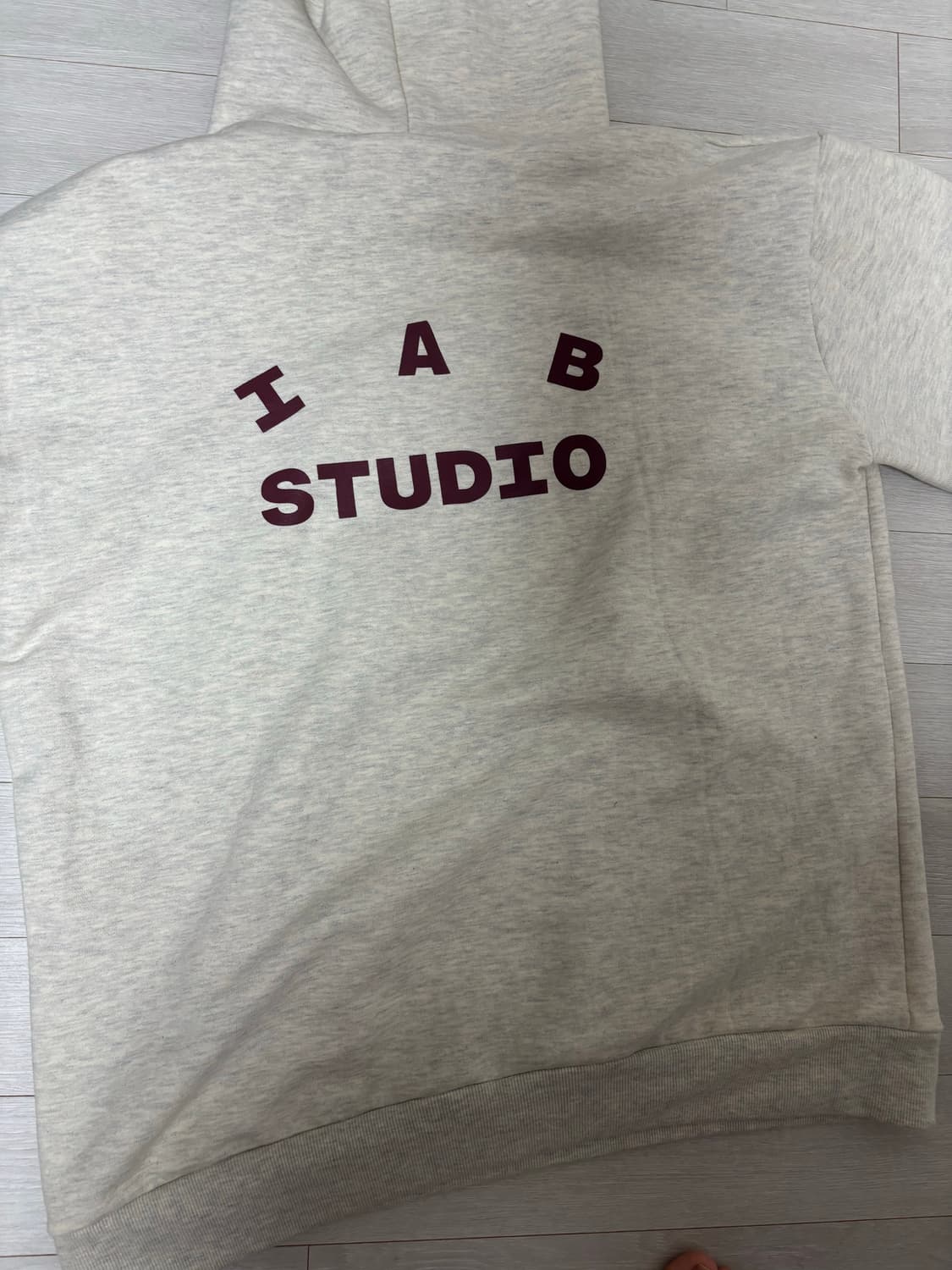 IAB스튜티오 후드티 오트밀버건디 상품이미지3