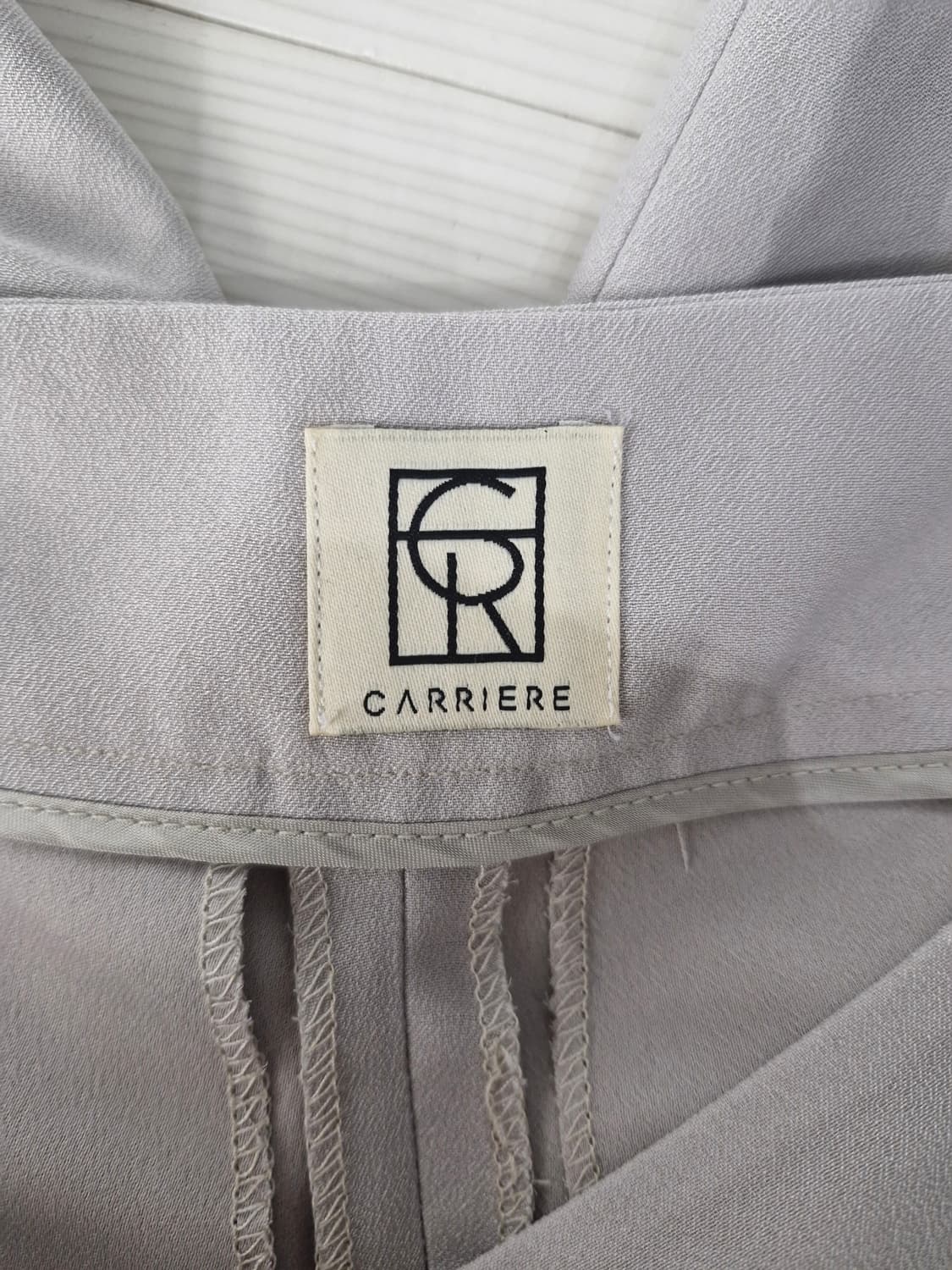 케리에르(CARRIERE)썸머 투턱 와이드 슬랙스 스톤베이지 상품이미지4