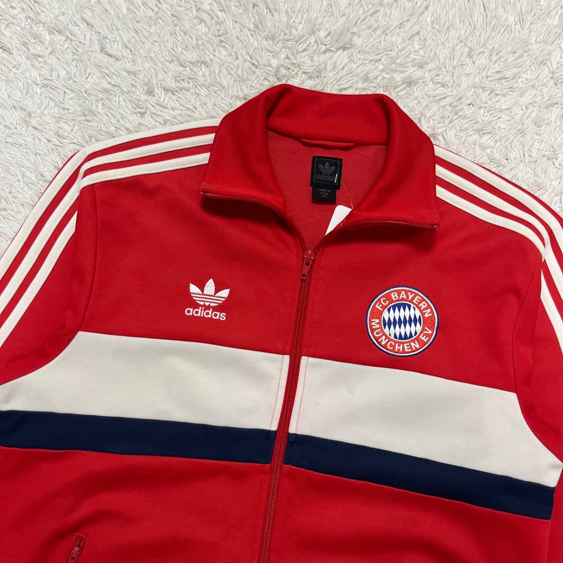 Adidas red Bayern Munich jersey  상품이미지5