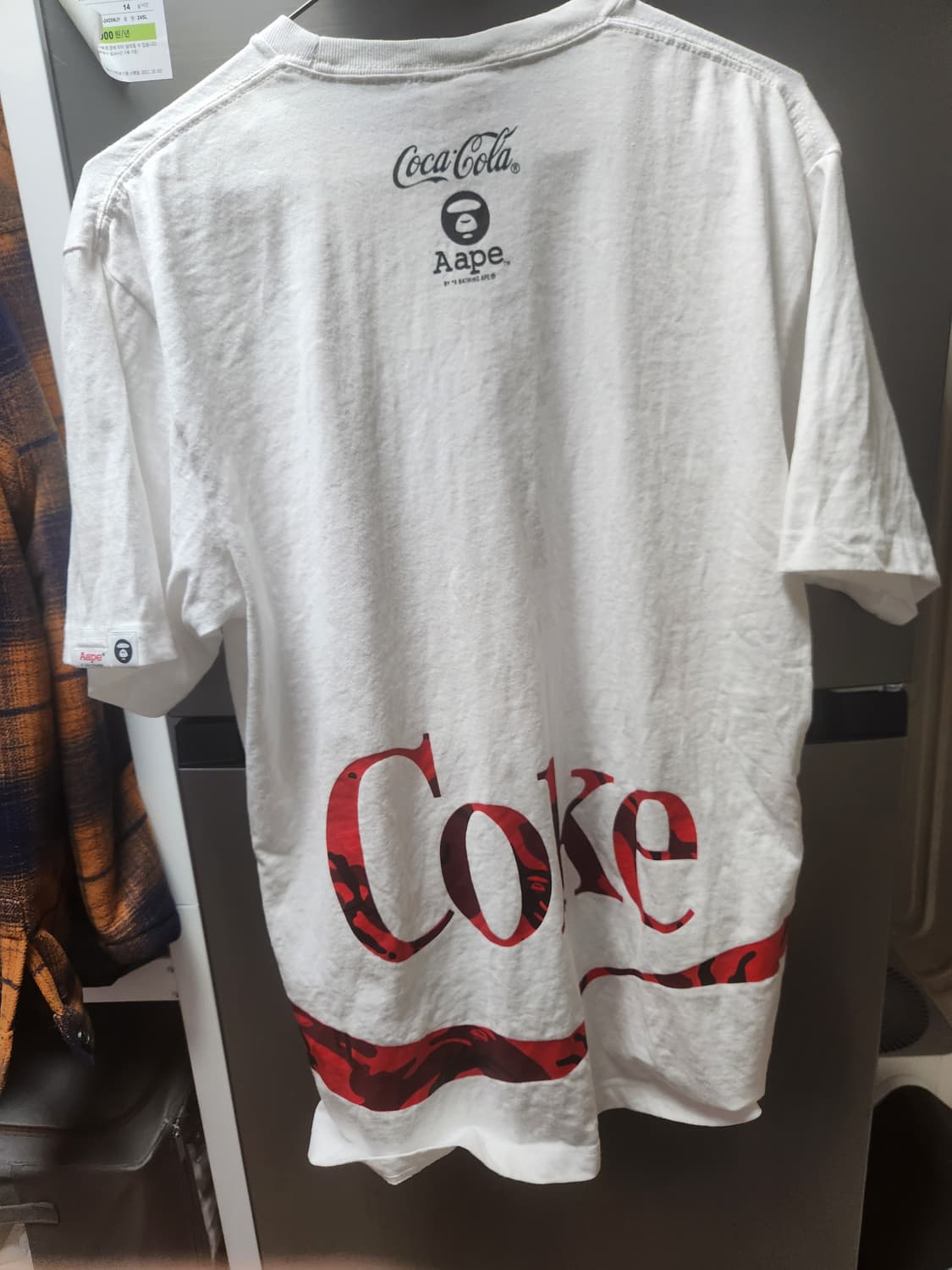 베이프 코카콜라 한정판 콜라보 반팔티 상품이미지5