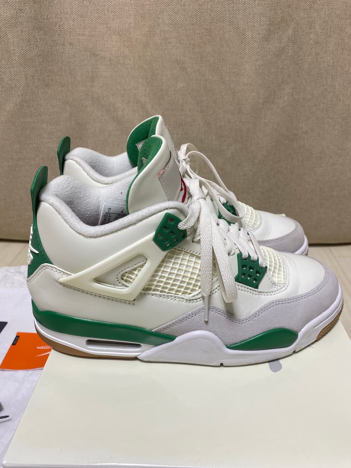 [250] 조던 4 x 나이키 SB 레트로 SP 파인그린 상품이미지4