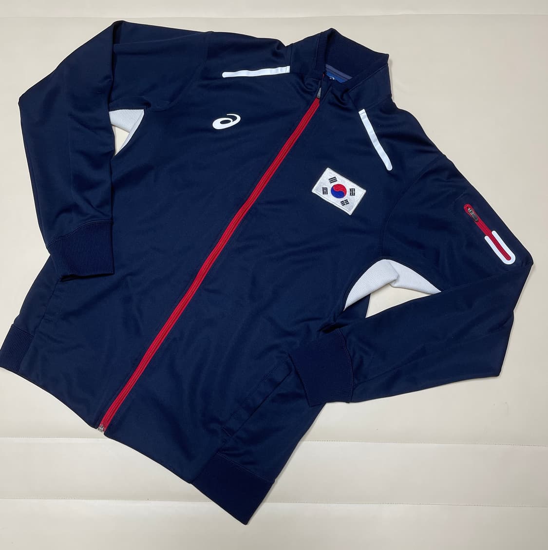 아식스 대한민국 국가대표 배구팀 선수지급용 트레이닝 집업 자켓 상품이미지1