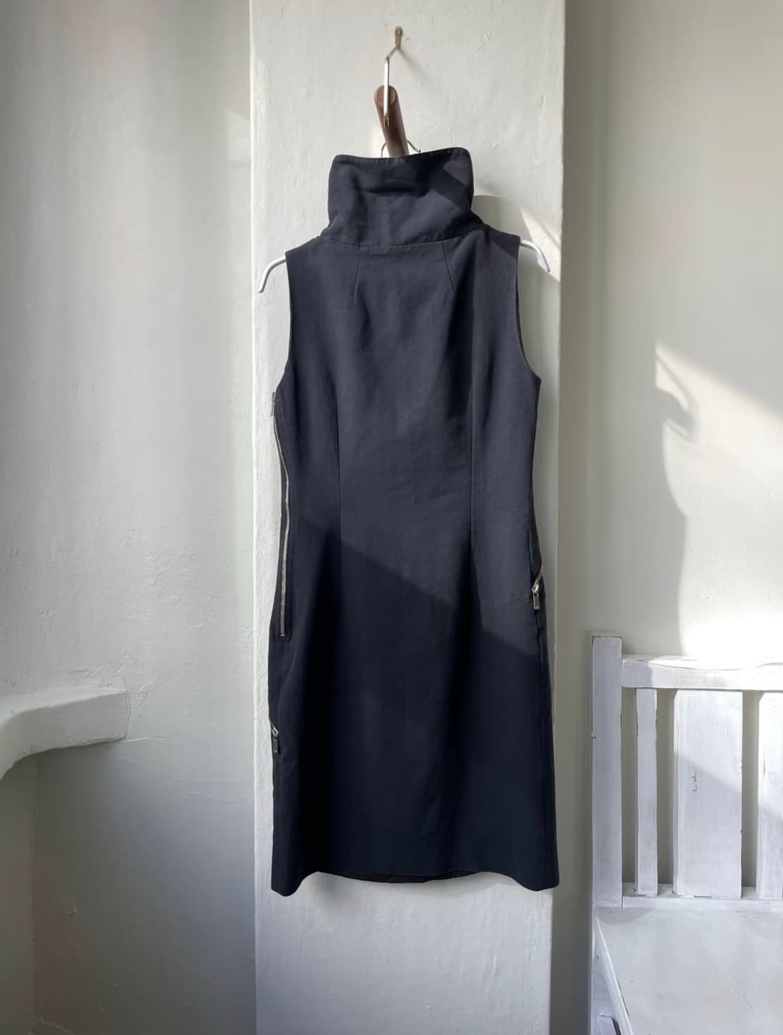 asymmetric zip high-neck dress 상품이미지3